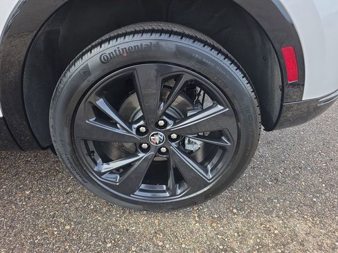 Used 2023 Buick Envision Preferred w/ Sport Touring Package image 36