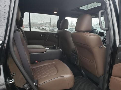 Used 2024 Nissan Armada Platinum w/ Captain's Chairs Package AWD/4WD image 21