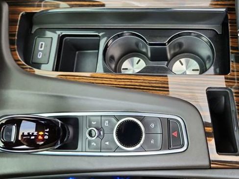 Used 2023 Cadillac Escalade Premium Luxury w/ Performance Package image 57