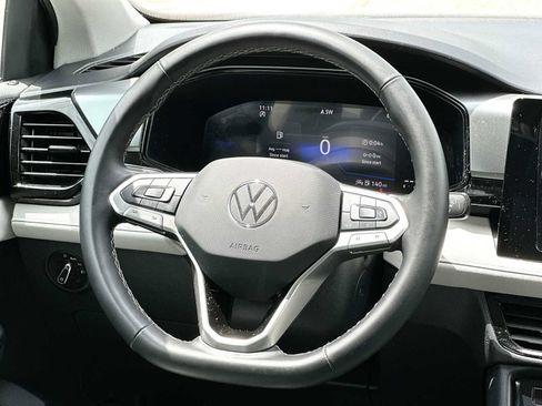 Used 2025 Volkswagen Taos S FWD image 27