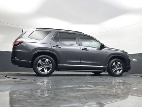 Certified 2025 Honda Pilot EX-L image 46