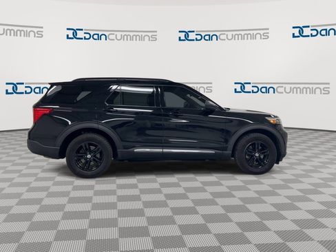 Used 2020 Ford Explorer XLT w/ Comfort Package image 9
