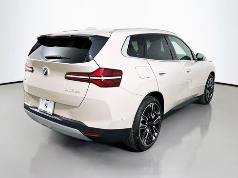 Used 2025 BMW X3 xDrive30i w/ Premium Package image 5