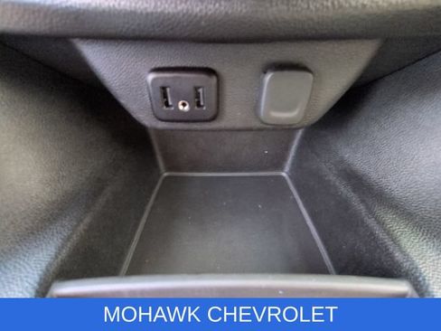 Certified 2021 Chevrolet Traverse LT AWD/4WD image 35