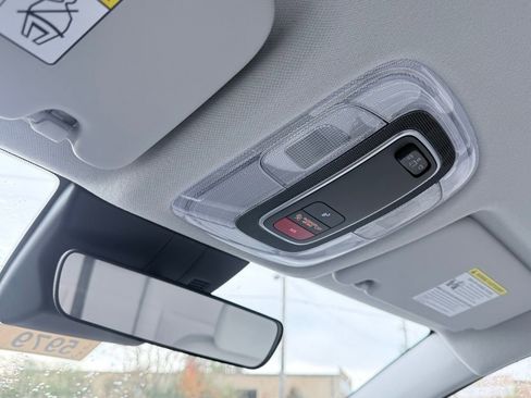 New 2026 Hyundai Kona SE image 21