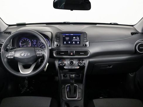 Used 2021 Hyundai Kona SE w/ Cargo Package image 8