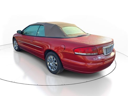 Used 2006 Chrysler Sebring Limited image 6