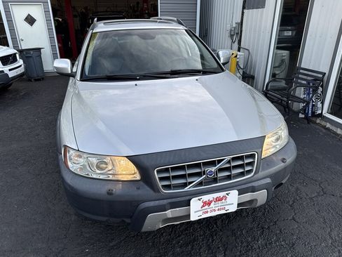 Used 2007 Volvo XC70 AWD/4WD image 12