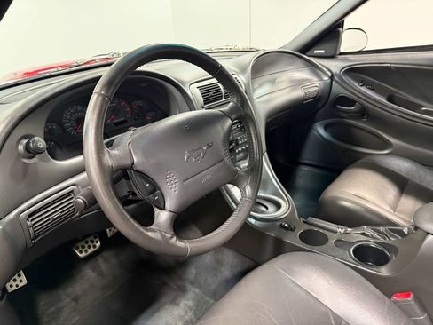 Used 2004 Ford Mustang GT RWD image 71