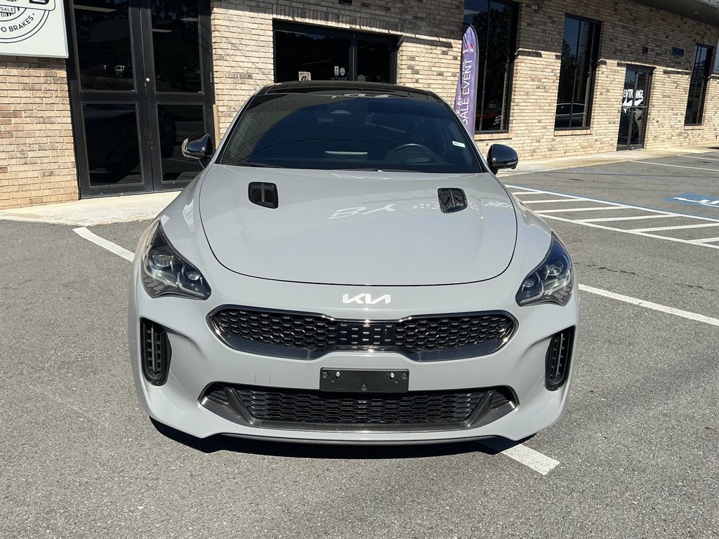Used 2023 Kia Stinger GT2 AWD/4WD image 9
