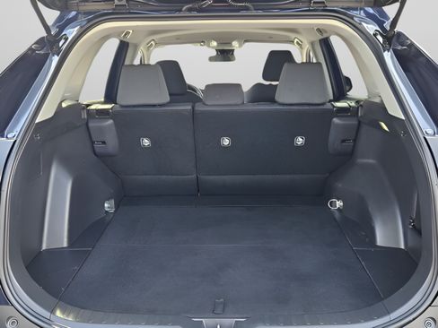 Certified 2025 Toyota RAV4 XLE FWD image 26