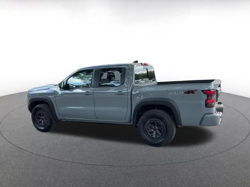 Used 2026 Nissan Frontier PRO-4X AWD/4WD image 9