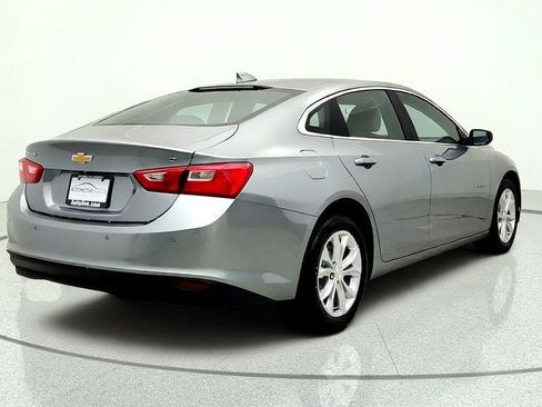 Used 2024 Chevrolet Malibu LT FWD image 5