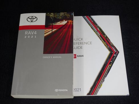 Used 2021 Toyota RAV4 XLE Premium FWD image 25