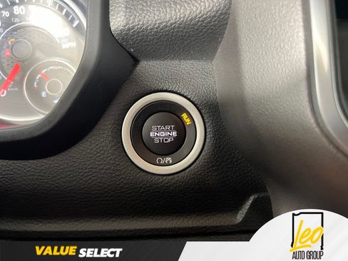 Used 2019 RAM 1500 Big Horn AWD/4WD image 22