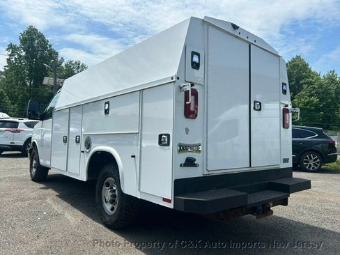 Used 2020 Chevrolet Express 3500 w/ Power Convenience Package RWD image 14