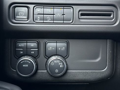 Certified 2023 Chevrolet Tahoe Z71 image 34