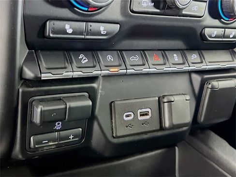 Used 2020 Chevrolet Silverado 1500 RST image 17