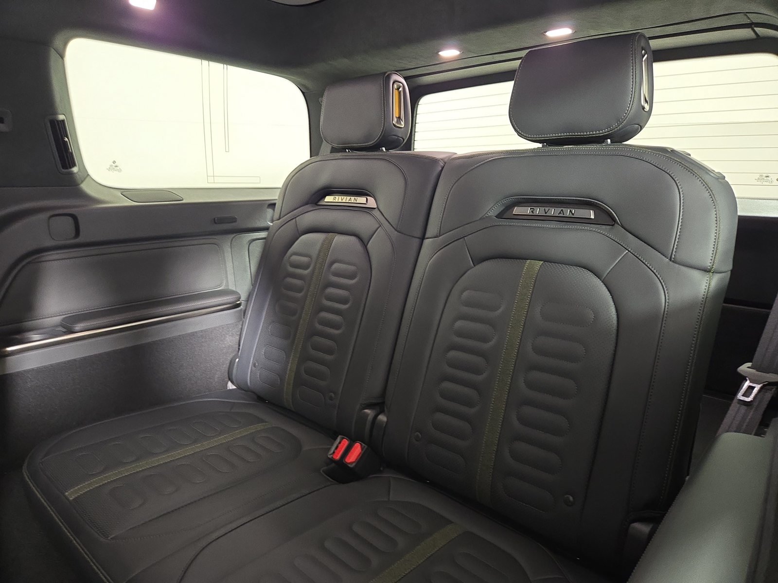 Used 2024 Rivian R1S Adventure Quad AWD/4WD image 22