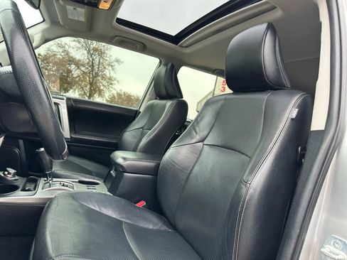 Used 2016 Toyota 4Runner Limited image 15