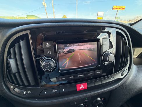 Used 2022 RAM ProMaster City Tradesman image 13