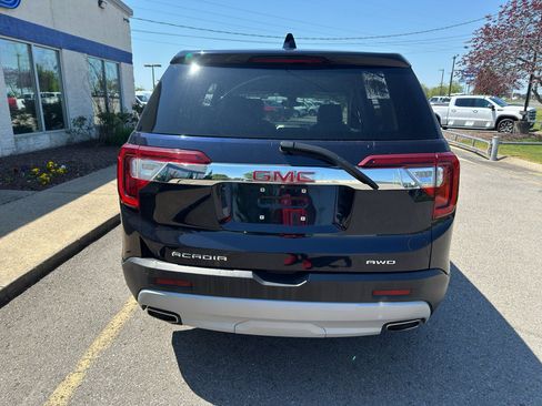 Used 2022 GMC Acadia SLE image 6