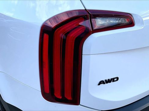 Used 2022 Kia Telluride SX w/ SX Prestige Package AWD/4WD image 28