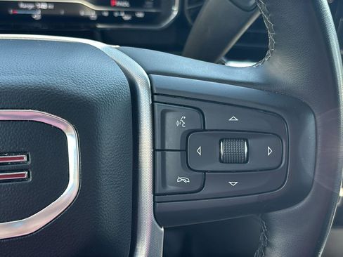 Certified 2025 GMC Sierra 1500 SLT image 27