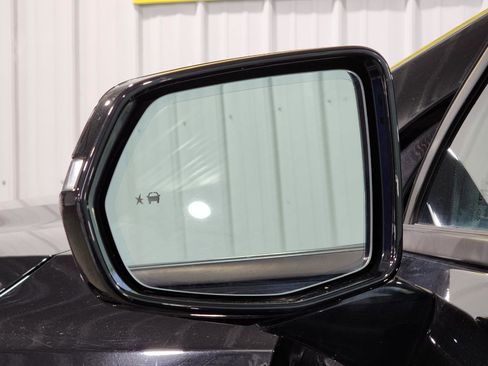 Used 2019 Chevrolet Blazer Premier w/ Sun and Wheels Package AWD/4WD image 10