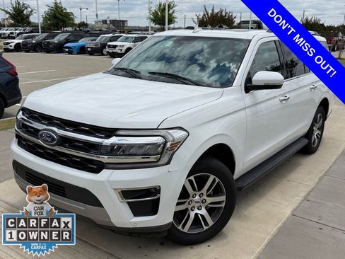 Used 2024 Ford Expedition Max Limited RWD image 2