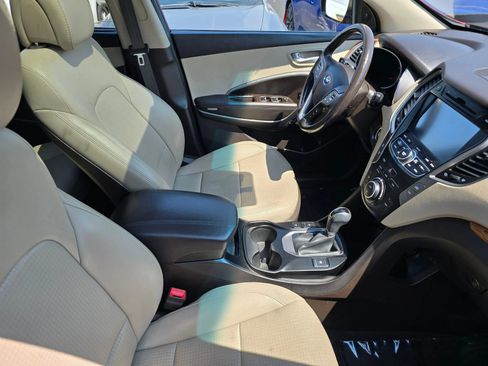 Used 2014 Hyundai Santa Fe Sport 2.0T w/ Technology Package 05 FWD image 8