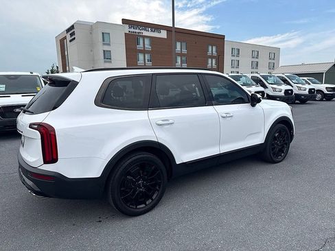 Used 2022 Kia Telluride EX w/ EX Premium Package AWD/4WD image 4