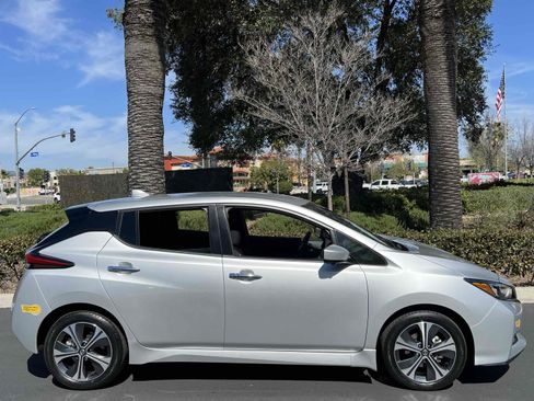 Used 2022 Nissan Leaf SV Plus image 85