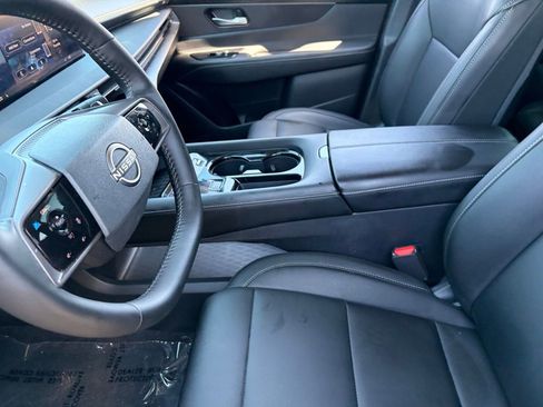 Certified 2025 Nissan Murano SV AWD/4WD image 18