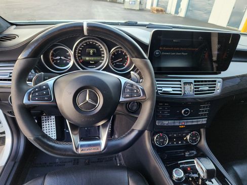 Used 2015 Mercedes-Benz CLS 63 AMG S-Model w/ Premium Package II image 9