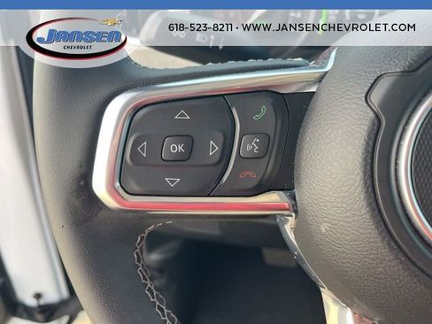 Used 2025 Jeep Wrangler Sahara AWD/4WD image 15