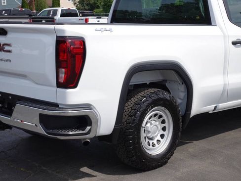 Used 2024 GMC Sierra 1500 Pro w/ Fleet Convenience Package AWD/4WD image 10