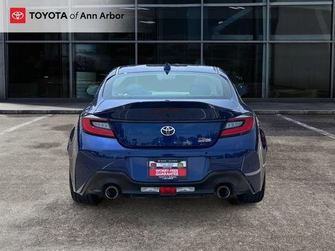 Used 2025 Toyota GR86 Premium w/ ALL Weather Mat Package (TMS) RWD image 10