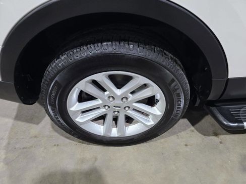 Used 2015 Ford Explorer XLT w/ Equipment Group 202A AWD/4WD image 20