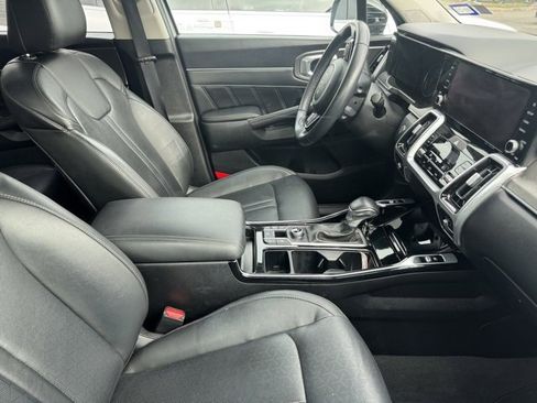 Used 2022 Kia Sorento SX image 6