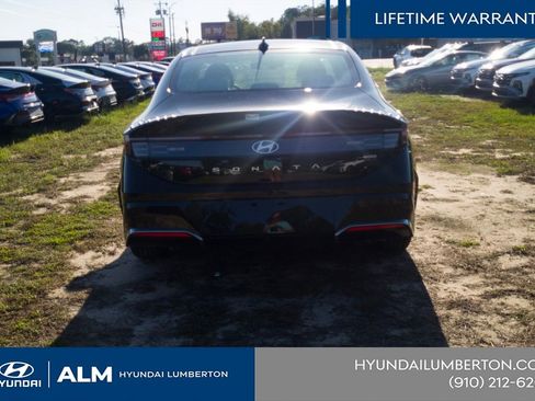 New 2026 Hyundai Sonata Limited FWD image 8