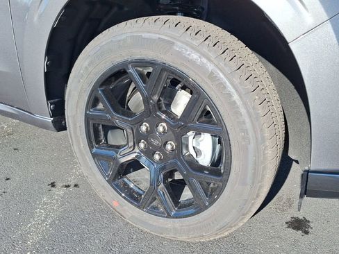 New 2026 Ford Maverick Lobo image 24