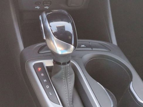 Used 2025 Buick Envista Preferred image 15