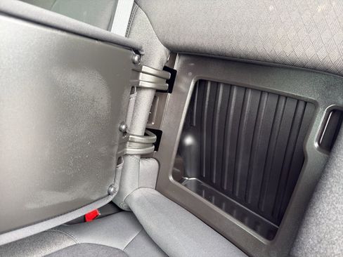 Used 2020 Chevrolet Silverado 1500 RST image 35