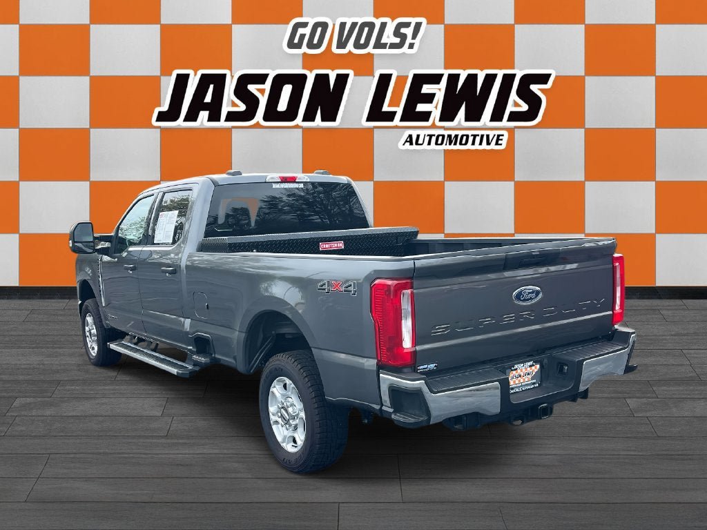 Used 2025 Ford F250 XLT AWD/4WD image 5