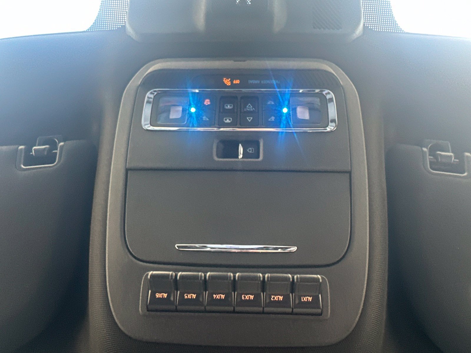 Used 2025 Ford F150 Raptor AWD/4WD image 19