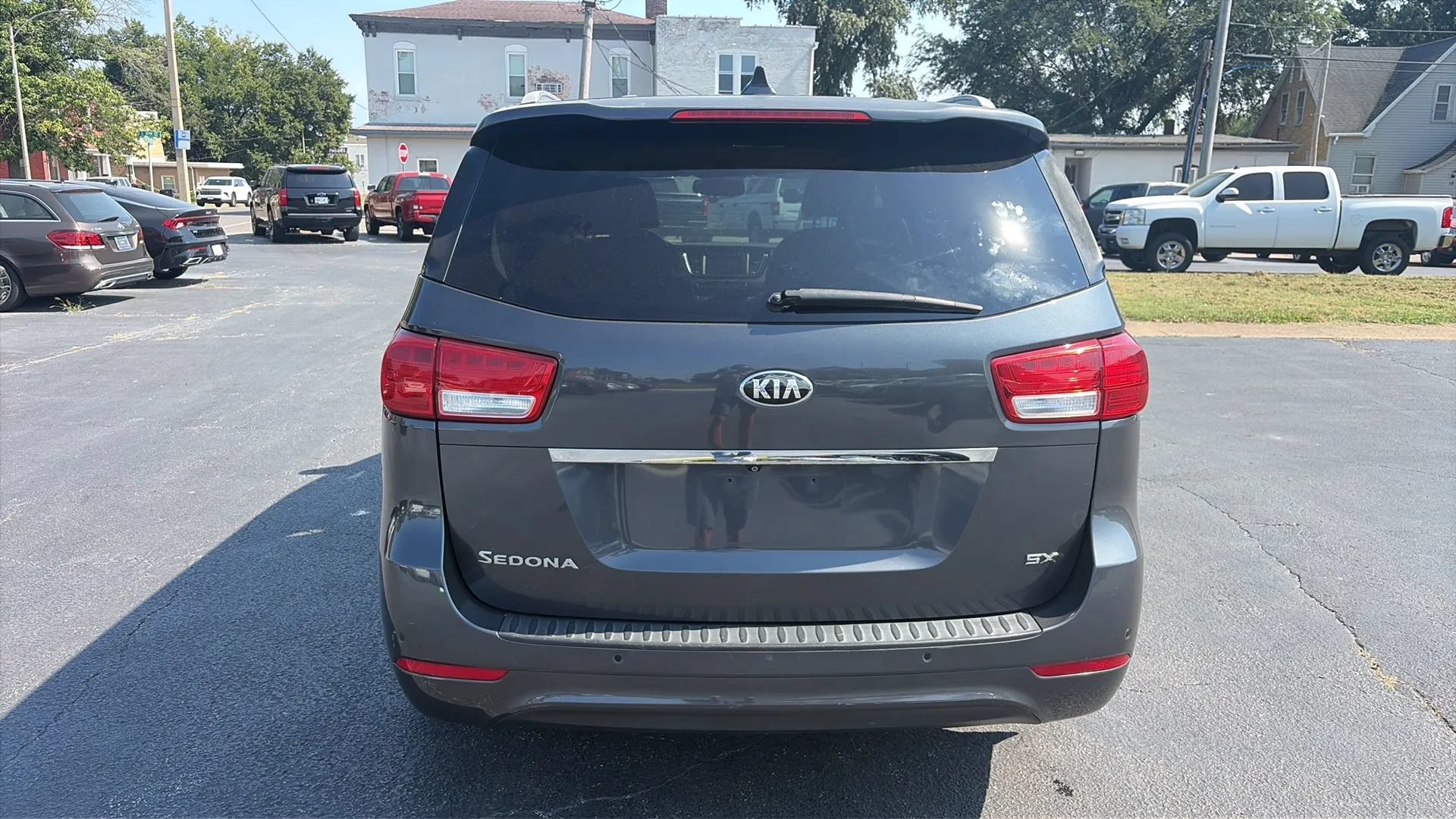 Used 2016 Kia Sedona SX FWD image 6