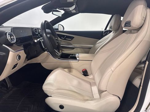 Used 2025 Mercedes-Benz CLE 300 4MATIC Cabriolet image 18