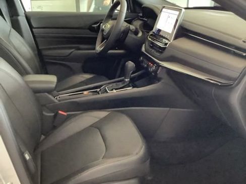 Used 2025 Jeep Compass Limited w/ High Altitude Package AWD/4WD image 16