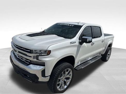 Used 2019 Chevrolet Silverado 1500 LTZ w/ LTZ Premium Package image 2